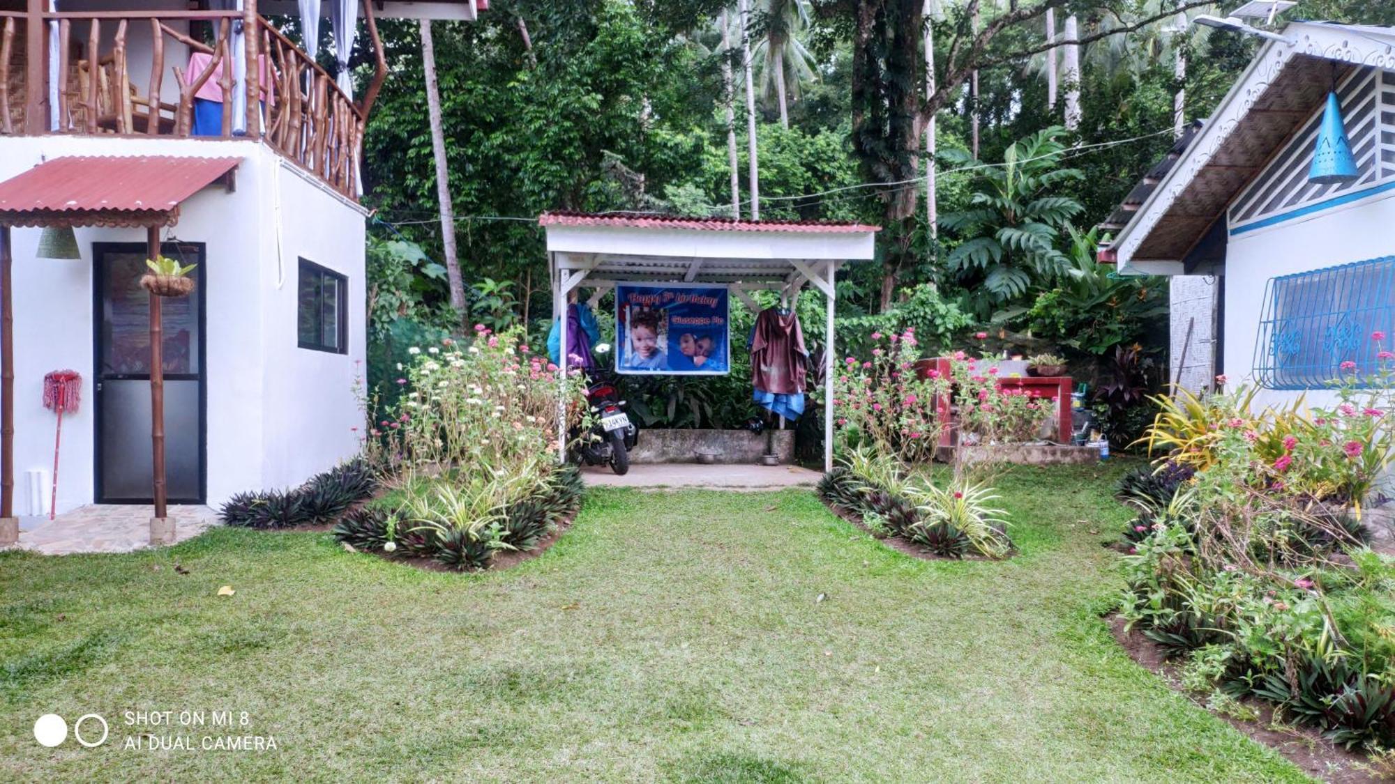 Sun House Rental Mambajao Kültér fotó